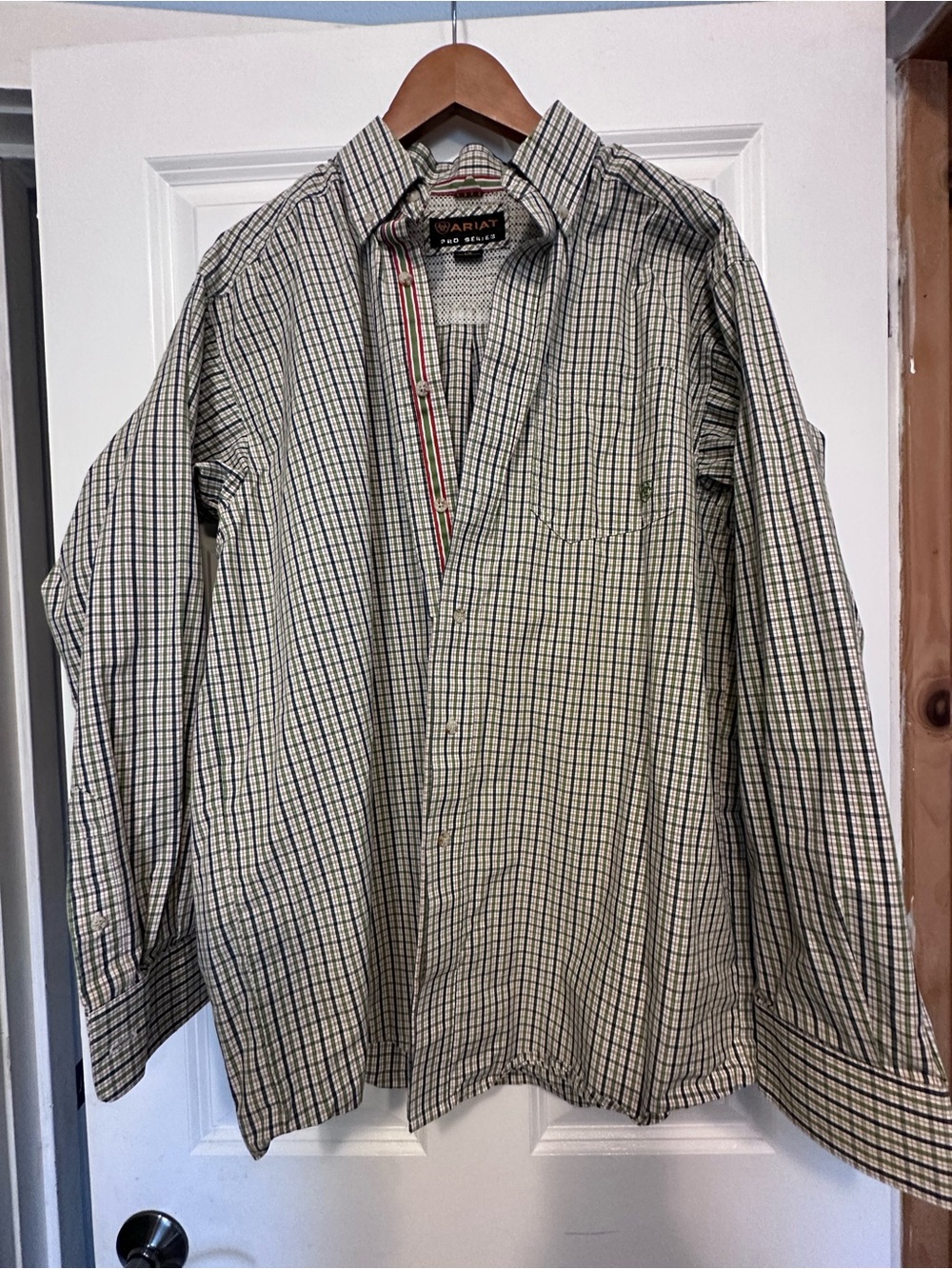 Ariat Men's Beige Plaid Button-Down Shirt with Navy Grid